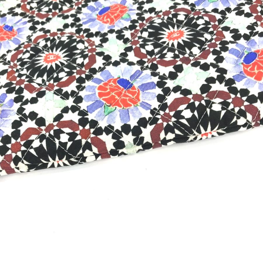 新品同様 CHANEL シャネル A82074 フラワー キルティング マトラッセ 花柄 クラッチバック 2014年 クリスマス限定 ポーチ【中古】 | CHANEL | 01