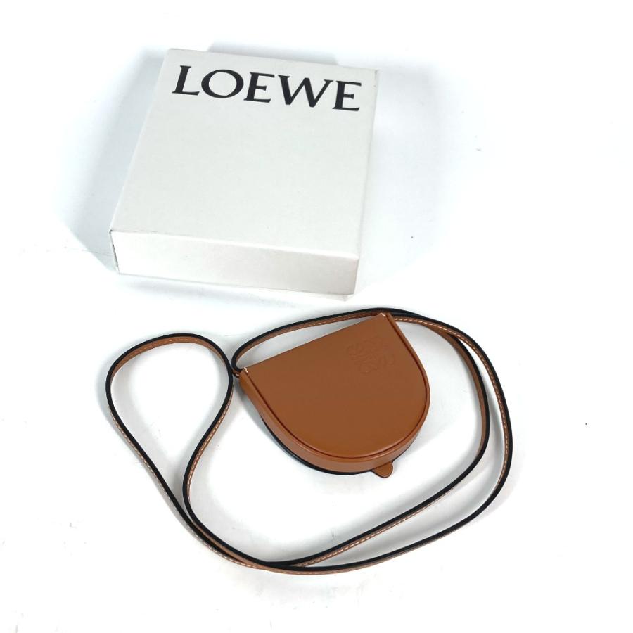 新品同様 LOEWE ロエベ アナグラム ロゴ ストラップ付 斜め掛け 財布 小銭入れ コインケース ブラウン レディース【中古】 | LOEWE | 01