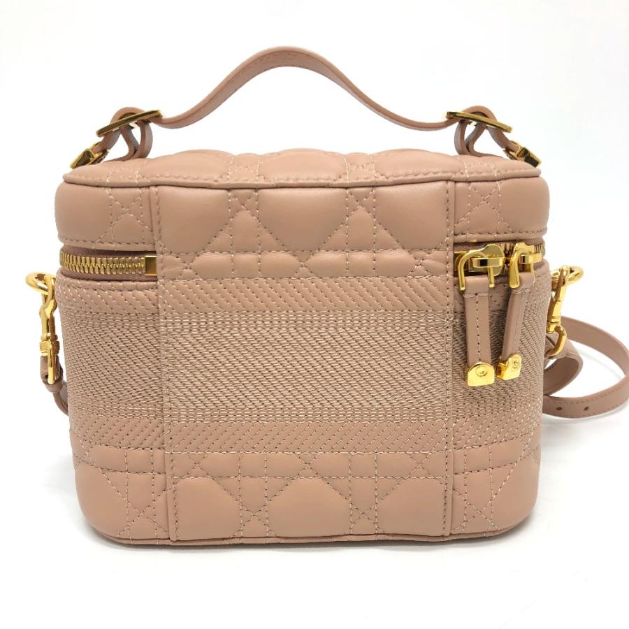 未使用 Dior ディオール スモール ヴァニティ バニティバッグ カナージュステッチ ロゴ 2WAY 肩掛けバック 斜め掛けバック 【中古】 |  | 01