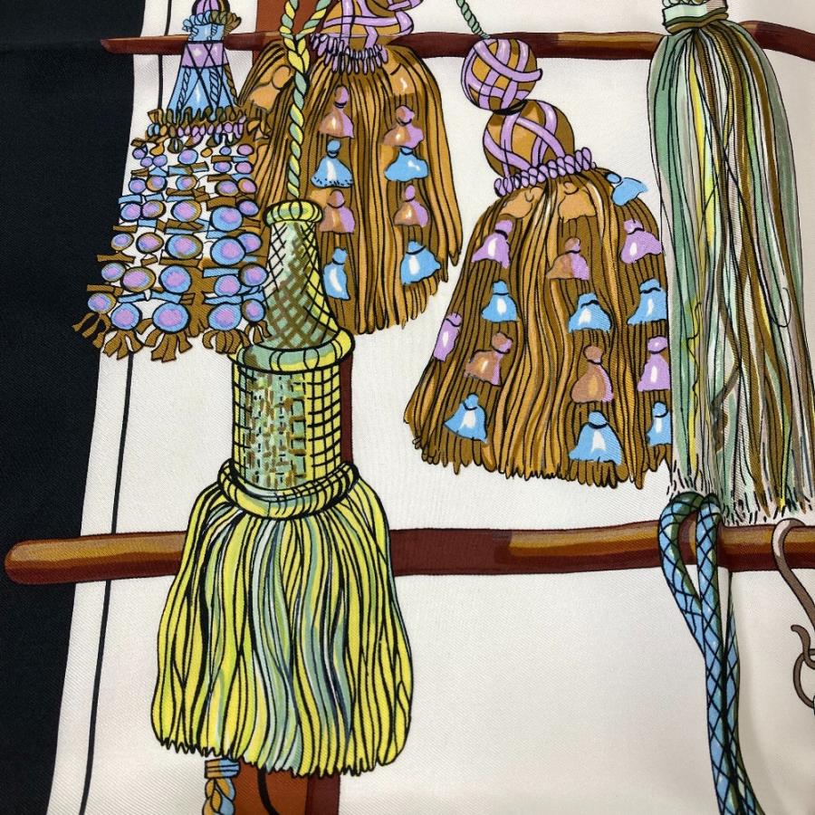 エルメススカーフ カレ90/柄名:パスマントリー（飾り紐） HERMES ヴィンテージ エルメス カレ90 パスマントリー Passementerie