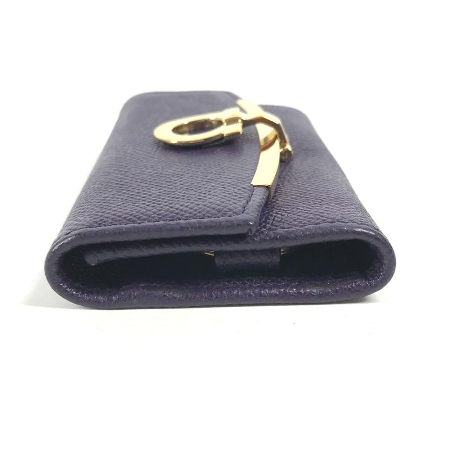Salvatore Ferragamo サルヴァトーレフェラガモ 22D151 ガンチーニ クリップ式 三つ折り キーリング 鍵 6連 キーケース パープル【中古】 |  | 03