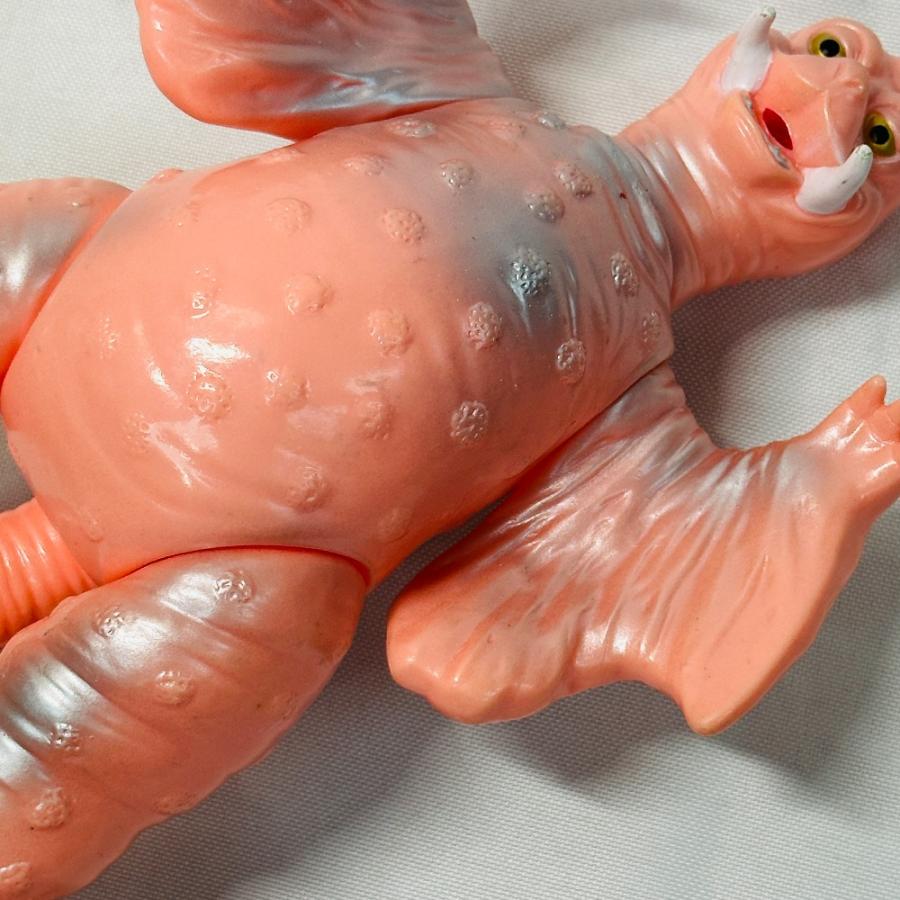BANDAI バンダイ 冷凍怪獣ペギラ ホビー おもちゃ 玩具 オブジェ 置物 ブルマァク ウルトラQ ソフビ ピンク メンズ【中古】 |  | 05
