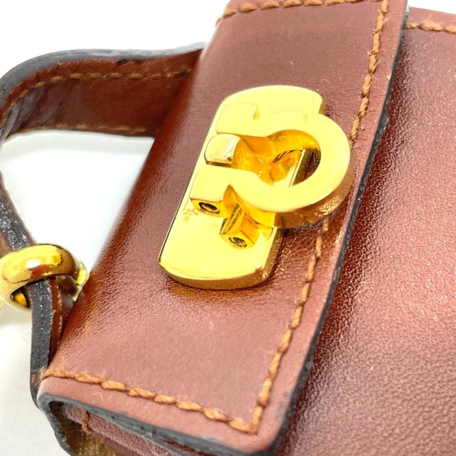 Salvatore Ferragamo サルヴァトーレフェラガモ バッグモチーフ ガンチーニ バッグチャーム レザー |  | 06