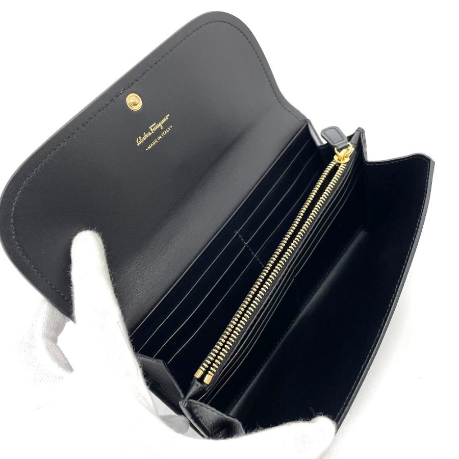 Salvatore Ferragamo サルヴァトーレフェラガモ 22C690 ヴァラ リボン ロングウォレット レザー |  | 05