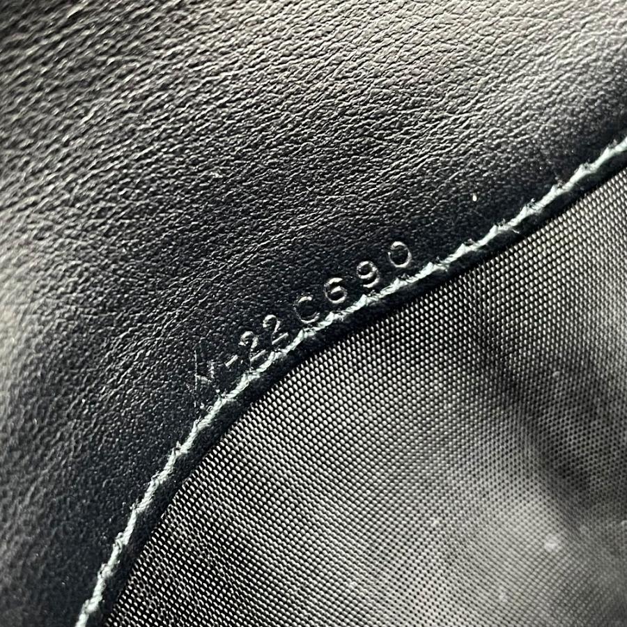 Salvatore Ferragamo サルヴァトーレフェラガモ 22C690 ヴァラ リボン ロングウォレット レザー |  | 07