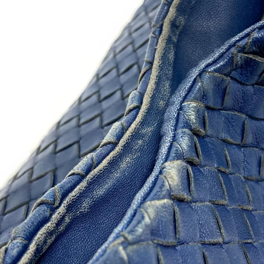 BOTTEGA VENETA 編み込みトートバッグ ボッテガ・ヴェネタ“編み込みレザー”のトートバッグ、ボルドー