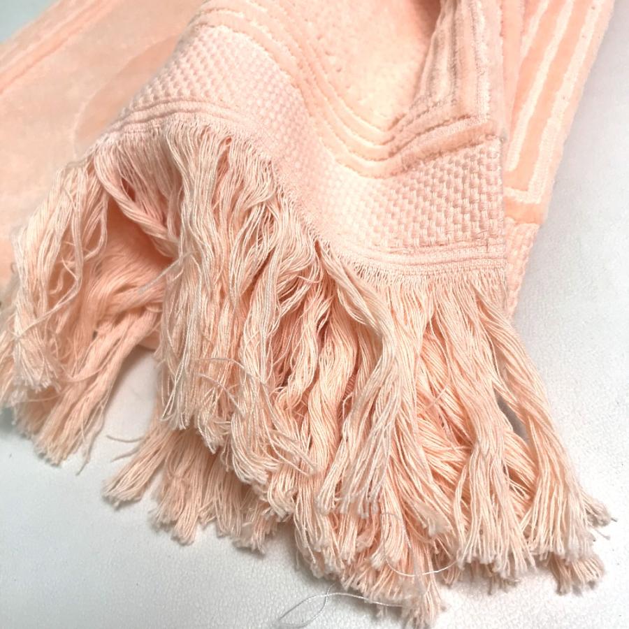 美品 BALENCIAGA バレンシアガ 535525 ビッグロゴ 単品 雑貨 日用雑貨 インテリア タオル オレンジピンク系 ユニセックス【中古】 | BALENCIAGA | 02