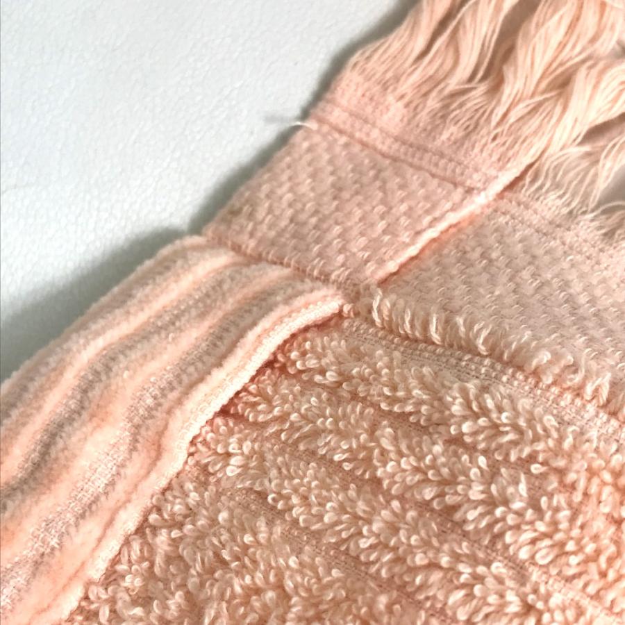 美品 BALENCIAGA バレンシアガ 535525 ビッグロゴ 単品 雑貨 日用雑貨 インテリア タオル オレンジピンク系 ユニセックス【中古】 | BALENCIAGA | 06