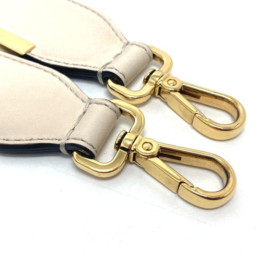 FENDI フェンディ ロゴ ストラップユー バッグ小物 バッグアクセサリー