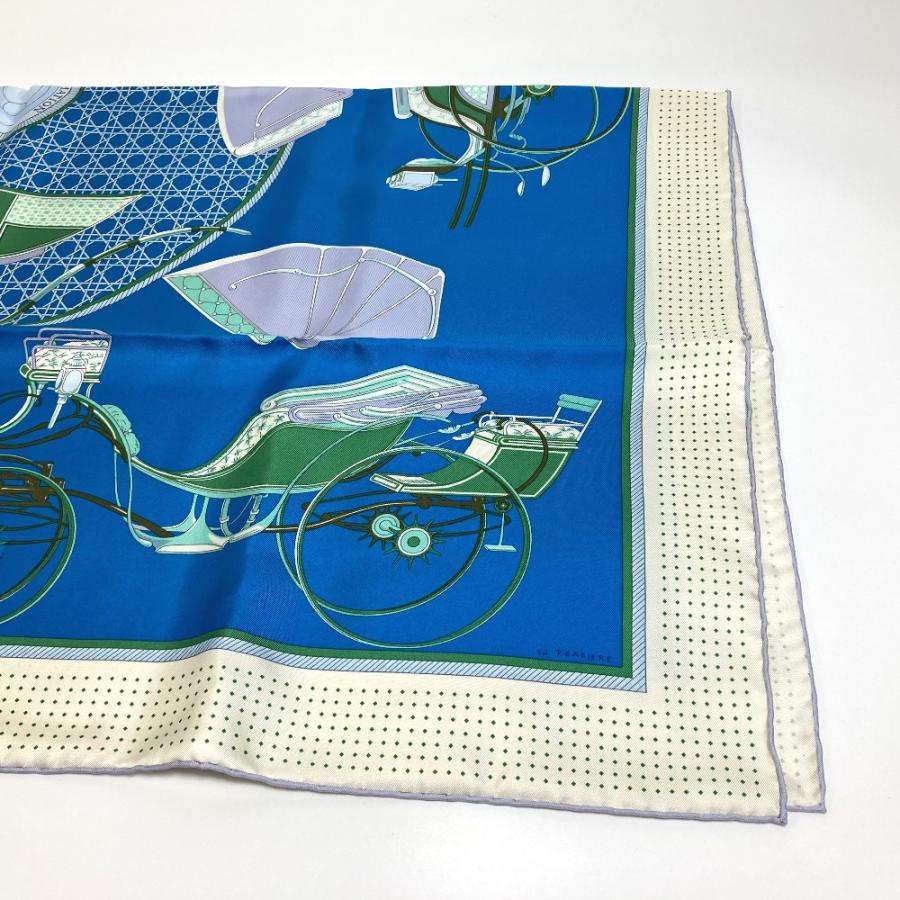 HERMES　エルメス　カレ90　LA PERRIERE　馬車　シルク100% HERMES（エルメス） 美品 馬車 カレ90 LA PERRIERE スカーフ ブルー