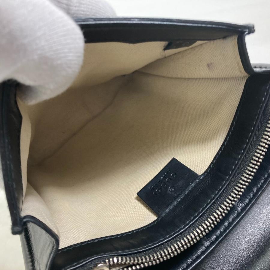 グッチ ショルダーバッグ美品  625782 GUCCI（グッチ） 625782 メッセンジャー 斜め掛け ポシェット カバン