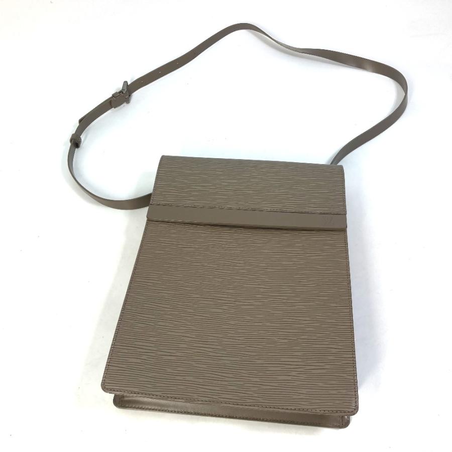 LOUIS VUITTON ルイヴィトン M5247C ラマチュエル カバン 斜め掛け  