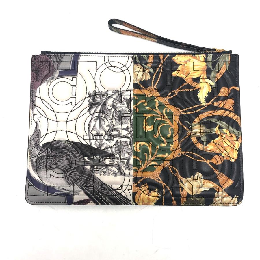 美品 Salvatore Ferragamo サルヴァトーレフェラガモ 22D517 カバン ストラップ付 ガンチーニ クラッチバッグ マルチカラー メンズ【中古】 |  | 01