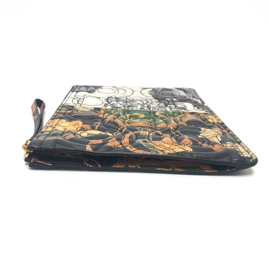 美品 Salvatore Ferragamo サルヴァトーレフェラガモ 22D517 カバン ストラップ付 ガンチーニ クラッチバッグ マルチカラー メンズ【中古】 |  | 02