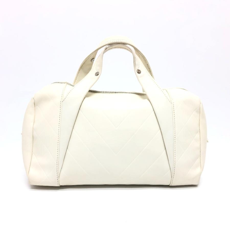 CHANEL シャネル A30899 シェブロン Vステッチ カバン ハンドバッグ CC ココマーク ボストンバッグ ホワイト レディース【中古】の画像
