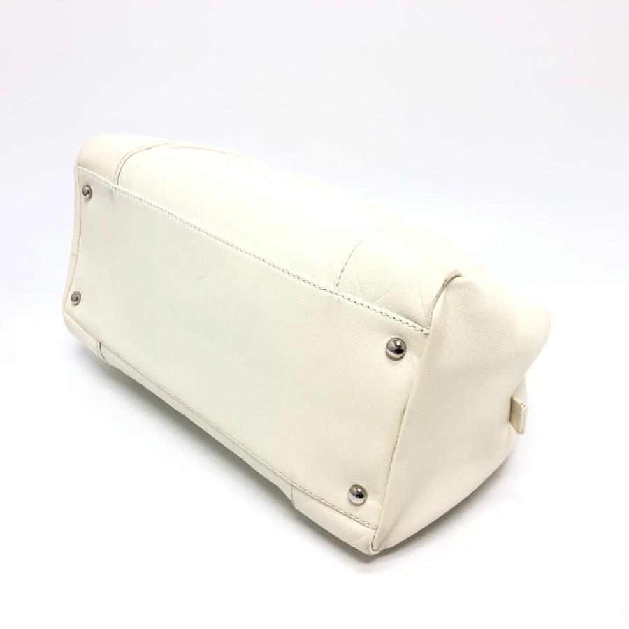 CHANEL シャネル A30899 シェブロン Vステッチ カバン ハンドバッグ CC ココマーク ボストンバッグ ホワイト レディース【中古】の画像