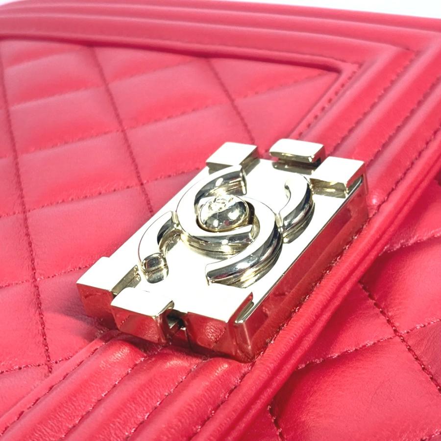 CHANEL シャネル 縦型 ボーイシャネル カバン 斜め掛け ポシェット チェーン CC ココマーク キルティング ショルダーバッグ レッド【中古】 | CHANEL | 07
