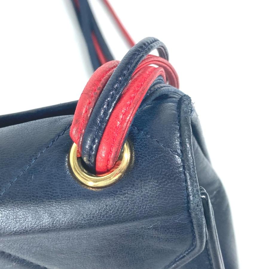 CHANEL シャネル マトラッセ ダイヤ ステッチ 6連 斜め掛け ポシェット  