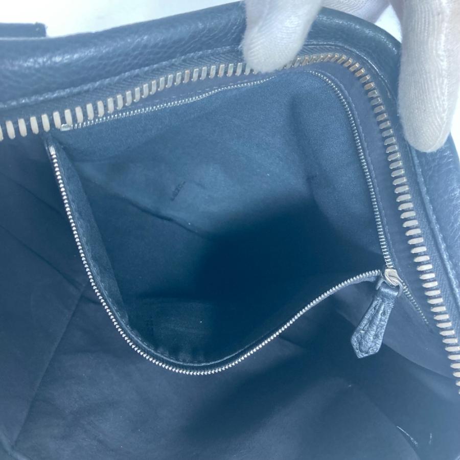 FENDI フェンディ 7VA407 セレリア 斜め掛け メッセンジャーバッグ  