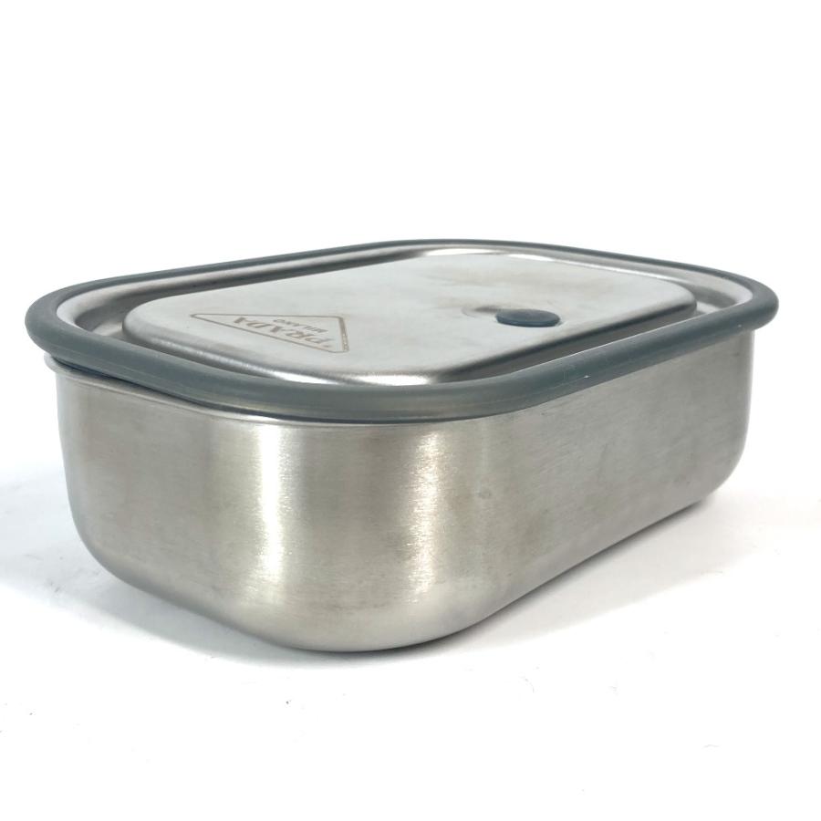 美品 PRADA プラダ ランチボックス サンドウィッチボックス インテリア 食器 お弁当箱 Black+Blumコラボ トライアングルロゴ 【中古】 | PRADA | 03