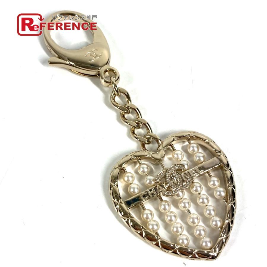 新品同様 CHANEL シャネル ABG045 ハート CC ココマーク ロゴ バッグチャーム チェーン B25A キーホルダー パール ラインストーン【中古】 | CHANEL