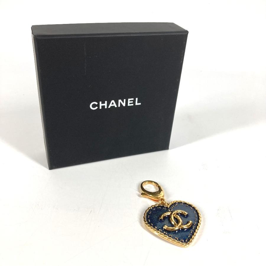新品同様 CHANEL シャネル ABC827 ハート CC ココマーク ロゴ デニム バッグチャーム 24P キーホルダー ブルー レディース【中古】 | CHANEL | 06