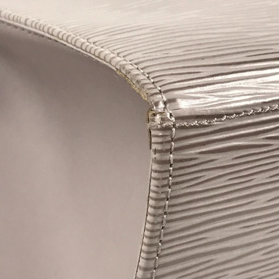 LOUIS VUITTON ルイヴィトン M5250B クロワゼットGM クロワゼット GM カバン 肩掛け  エピ ショルダーバッグ ライラック【中古】 | LOUIS VUITTON | 06