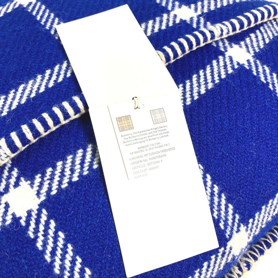 未使用 BURBERRY バーバリー 8073743 チェック 新タグ ピロー 枕 インテリア クッション ブルー ユニセックス【中古】 | BURBERRY | 06