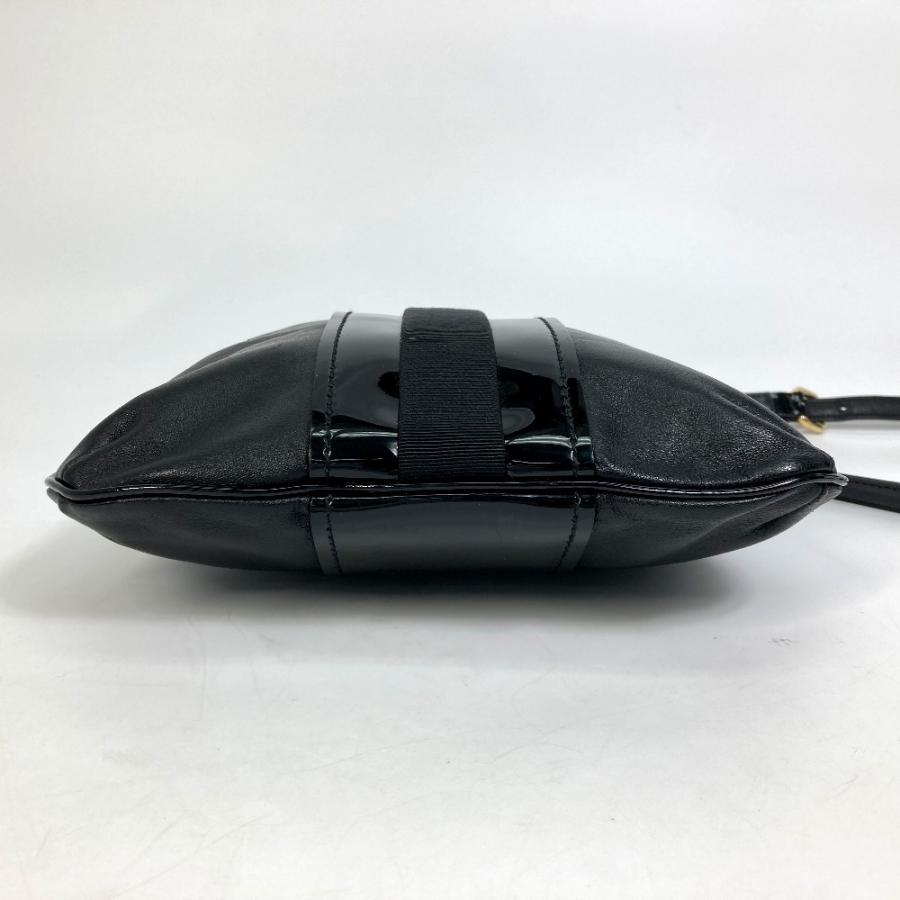 Salvatore Ferragamo サルヴァトーレフェラガモ ヴァラ フラットバッグ ショルダーバッグ エナメル/レザー ブラック レディース【中古】 |  | 02