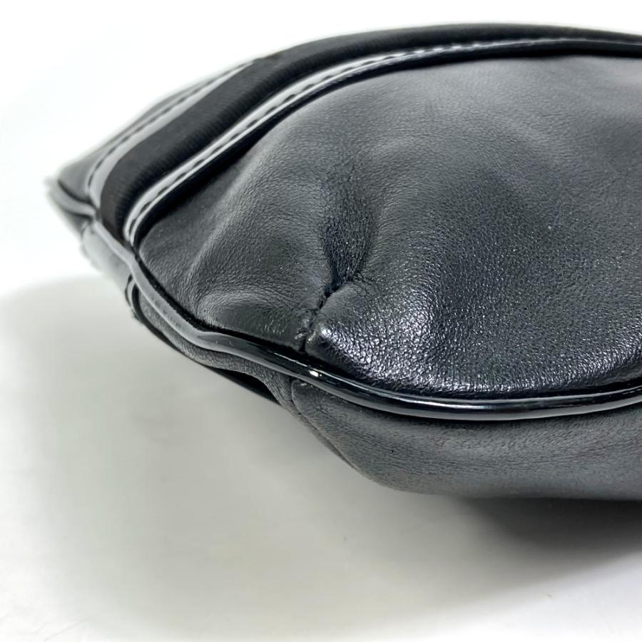 Salvatore Ferragamo サルヴァトーレフェラガモ ヴァラ フラットバッグ ショルダーバッグ エナメル/レザー ブラック レディース【中古】 |  | 04