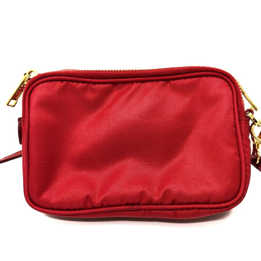 PRADA プラダ 斜め掛け ポシェット トライアングルロゴ 三角ロゴ プレート ショルダーバッグ レッド ユニセックス【中古】 | PRADA | 01