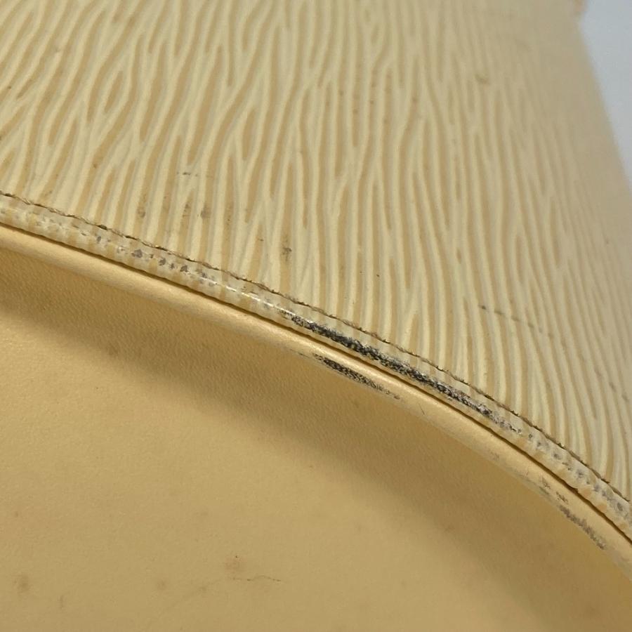 LOUIS VUITTON（ルイ・ヴィトン） M5218A エピ ノクターンPM カバン