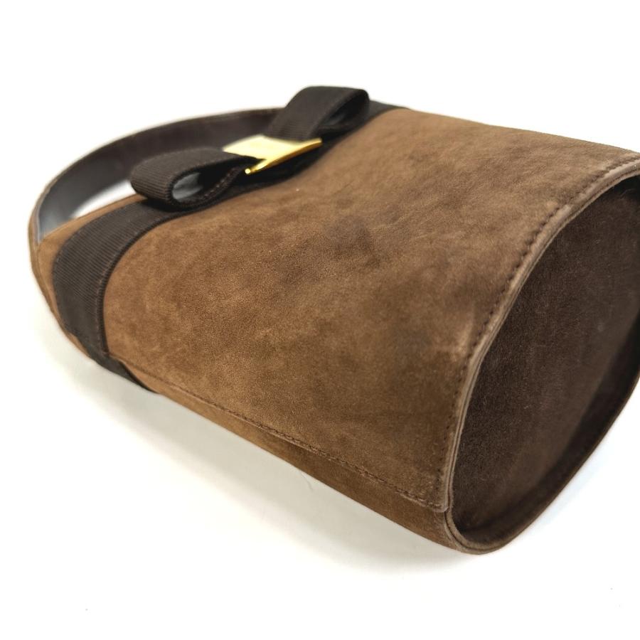Salvatore Ferragamo サルヴァトーレフェラガモ ヴァラ リボン