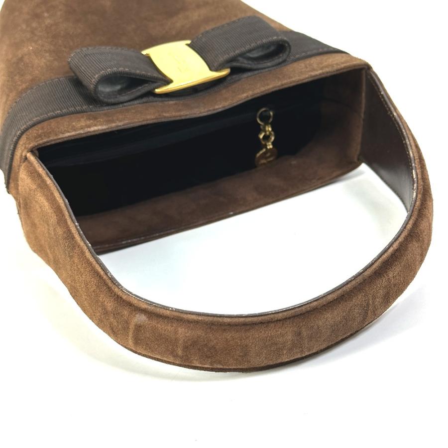 フェラガモ  ハンドバッグ バケツ ヴァラリボン スエード サルヴァトーレフェラガモ バケツ型 ハンドバッグ スエード