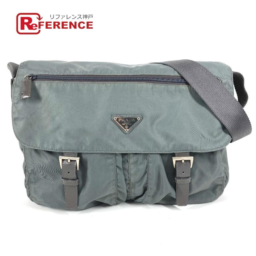 PRADA（プラダ） トライアングルロゴ 三角ロゴ プレート カバン  