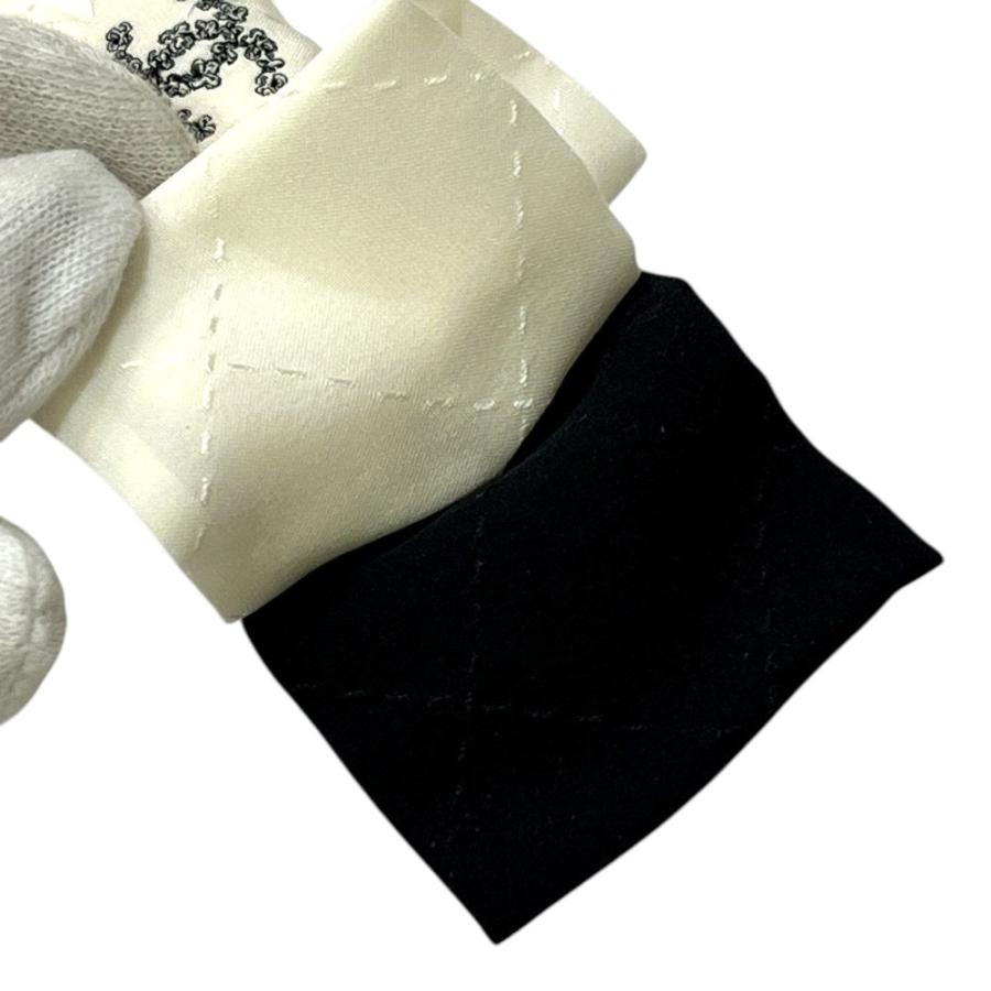 新品同様 CHANEL シャネル CC ココマーク ロゴ リボン りぼん バイカラー ヘアアクセサリー ヘアクリップ 25P バレッタ ホワイト.【中古】 | CHANEL | 06