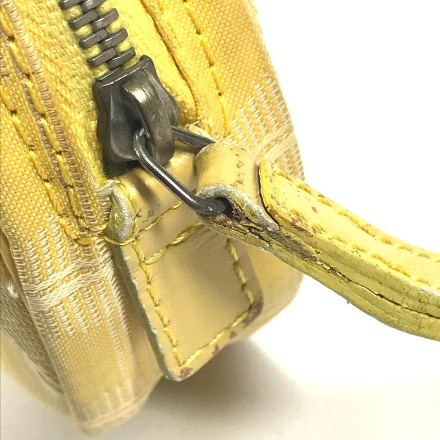 CHANEL（シャネル） A17682 CC ココマーク ロゴ ストラップ付き 