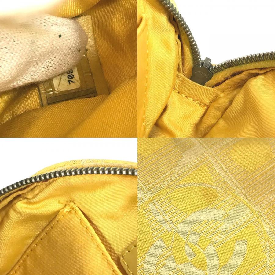 CHANEL シャネル A17682  ストラップ付き  ポーチ ヴィンテージシャネル Vintage Chanel ニュートラベルライン 化粧ポーチ 【中古】 | CHANEL | 08