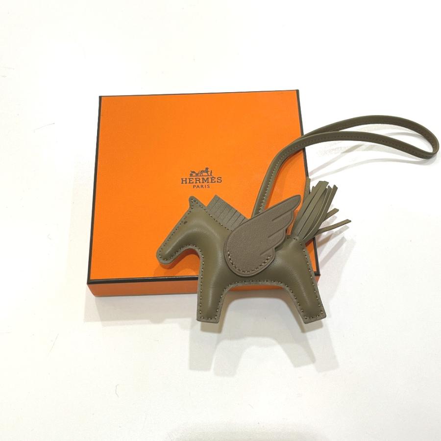 新品同様 HERMES エルメス ロデオ ペガサス PM  バッグチャーム ソーエトゥープ オールエトゥープ 馬 キーホルダー シュバル【中古】 | HERMES | 09