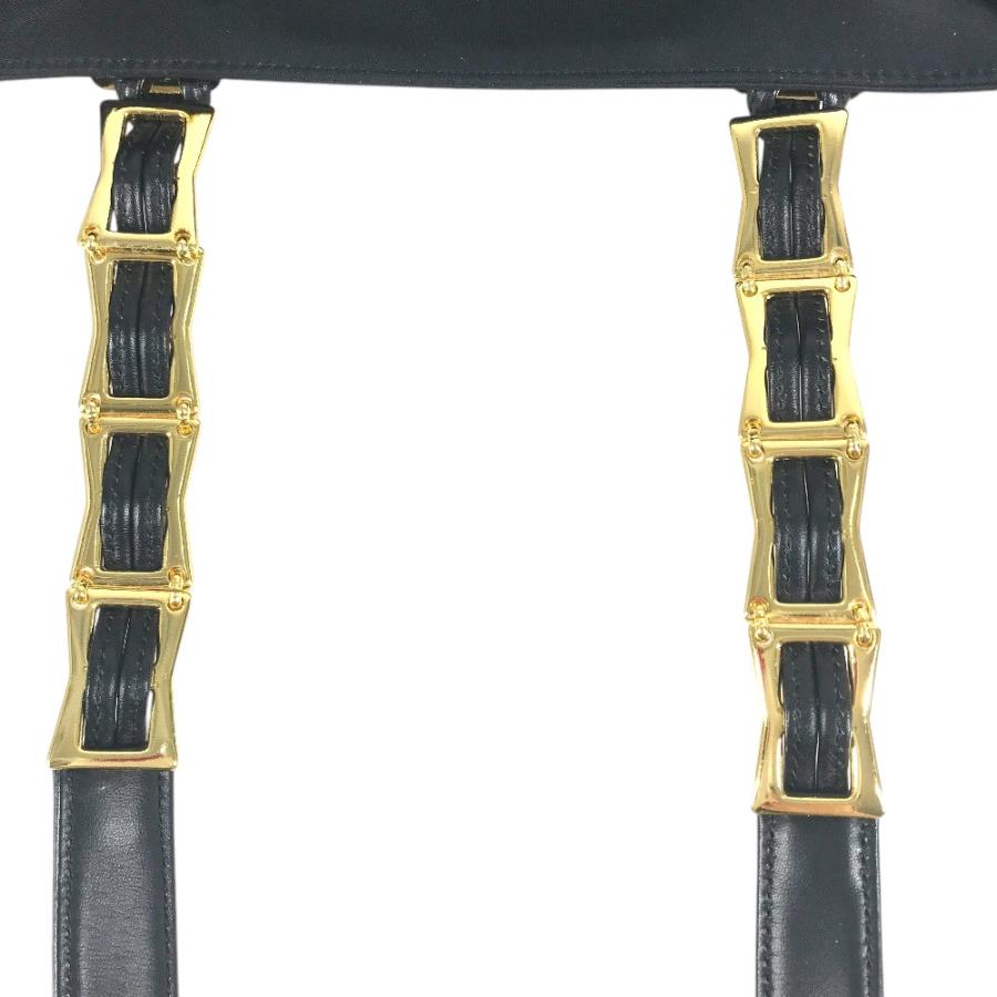 VERSACE ヴェルサーチメデューサ サンバーストトートバッグ チェーン 肩掛け ロゴ カバン ショルダーバッグ ブラック ユニセックス【中古】 |  | 06
