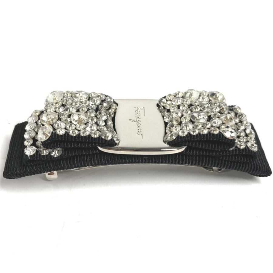 美品 Salvatore Ferragamo サルヴァトーレフェラガモ ヴァラ リボン りぼん アクセサリー クリスタル ビジュー バレッタ ブラック【中古】 |  | 02