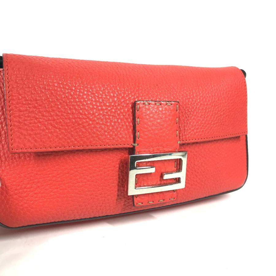 FENDI（フェンディ） セレリア 肩掛け カバン マンマバケット