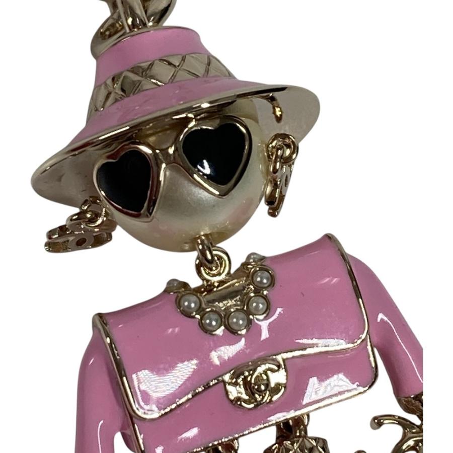 新品同様 CHANEL シャネル  シャネルドール CC ココマーク ロゴ  フェイクパール ハート バッグチャーム B25B キーホルダー ピンク【中古】 | CHANEL | 02