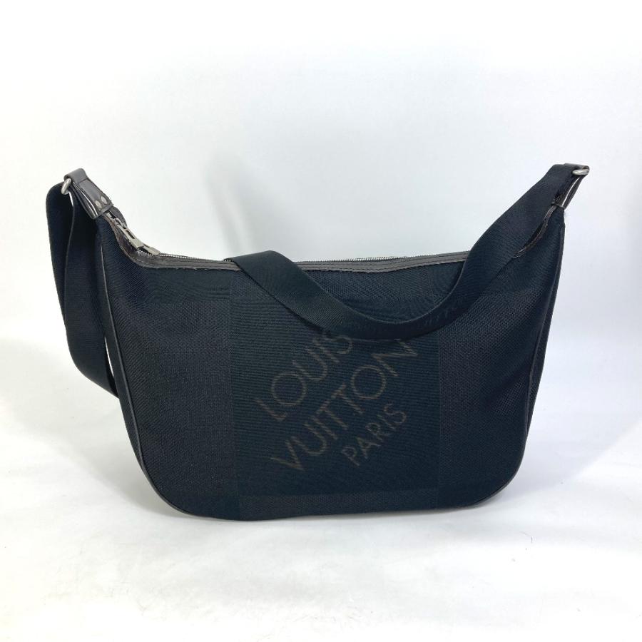 LOUIS VUITTON（ルイ・ヴィトン） M93616 エクスプロラトゥール カバン