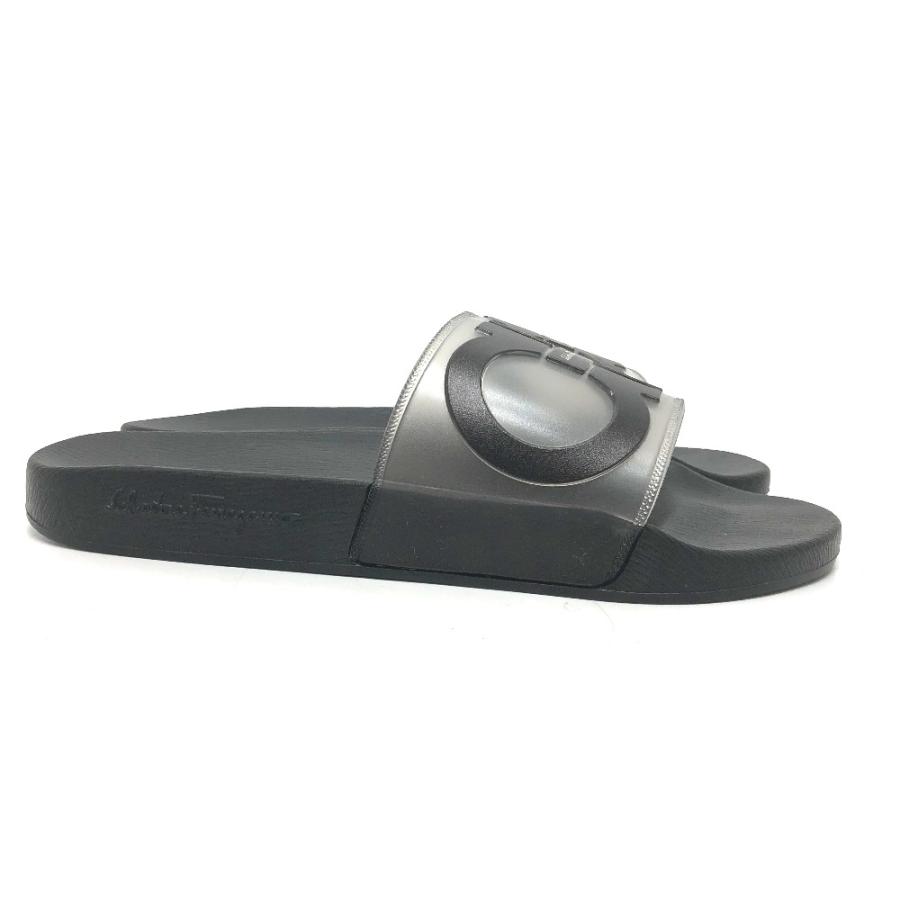 Salvatore Ferragamo サルヴァトーレフェラガモ ガンチーニ ラバーサンダル サンダル ラバー ブラック レディース【中古】未使用 |  | 02