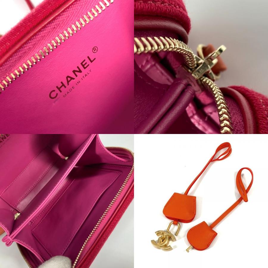 新品同様 CHANEL シャネル CC　フィリグリー バニティバッグ チェーン 2WAYバッグ チェーン ココマーク ショルダーバッグ レッド【中古】 | CHANEL | 08