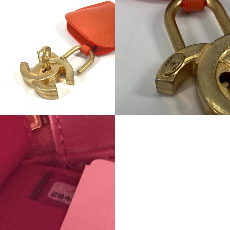 新品同様 CHANEL シャネル CC　フィリグリー バニティバッグ チェーン 2WAYバッグ チェーン ココマーク ショルダーバッグ レッド【中古】 | CHANEL | 09