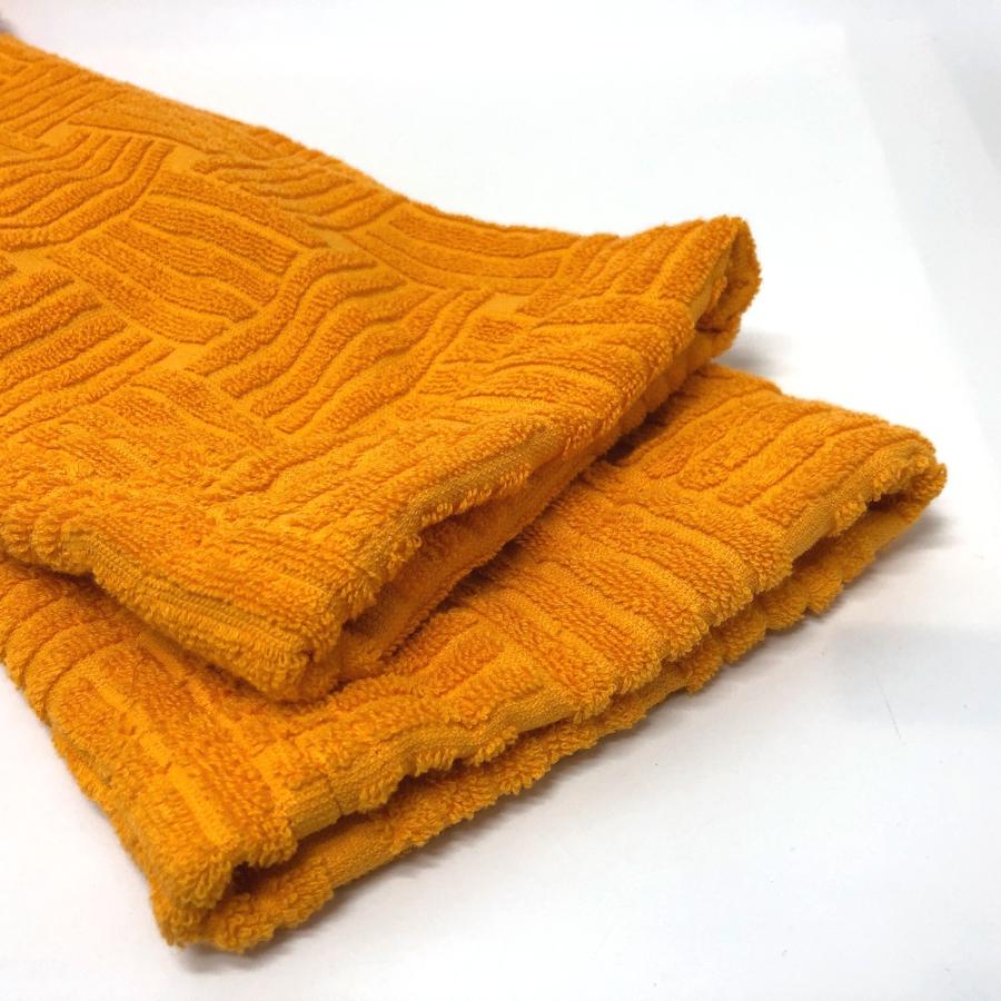 未使用 BOTTEGA VENETA ボッテガヴェネタ 706012 総柄 コットンテリー バスローブ アウターその他 オレンジ メンズ【中古】 |  | 06