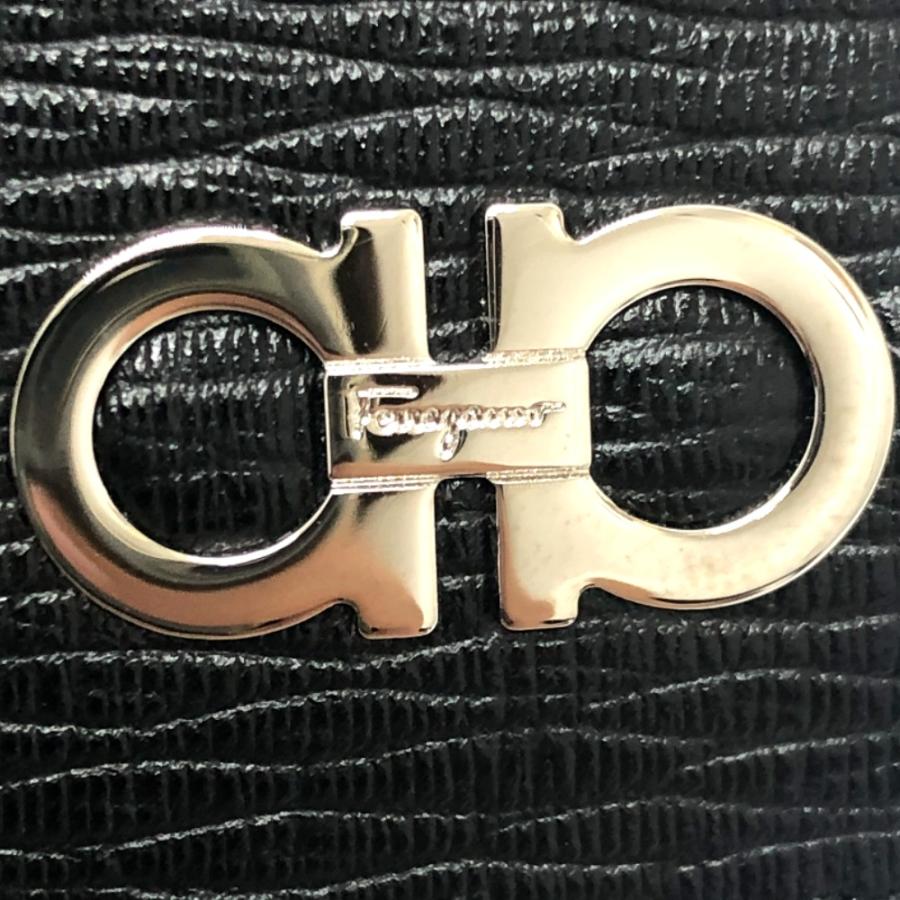 新品同様 Salvatore Ferragamo サルヴァトーレフェラガモ ガンチーニ 2つ折り財布 財布 長財布 ウォレット 長財布 ブラック メンズ【中古】 |  | 05