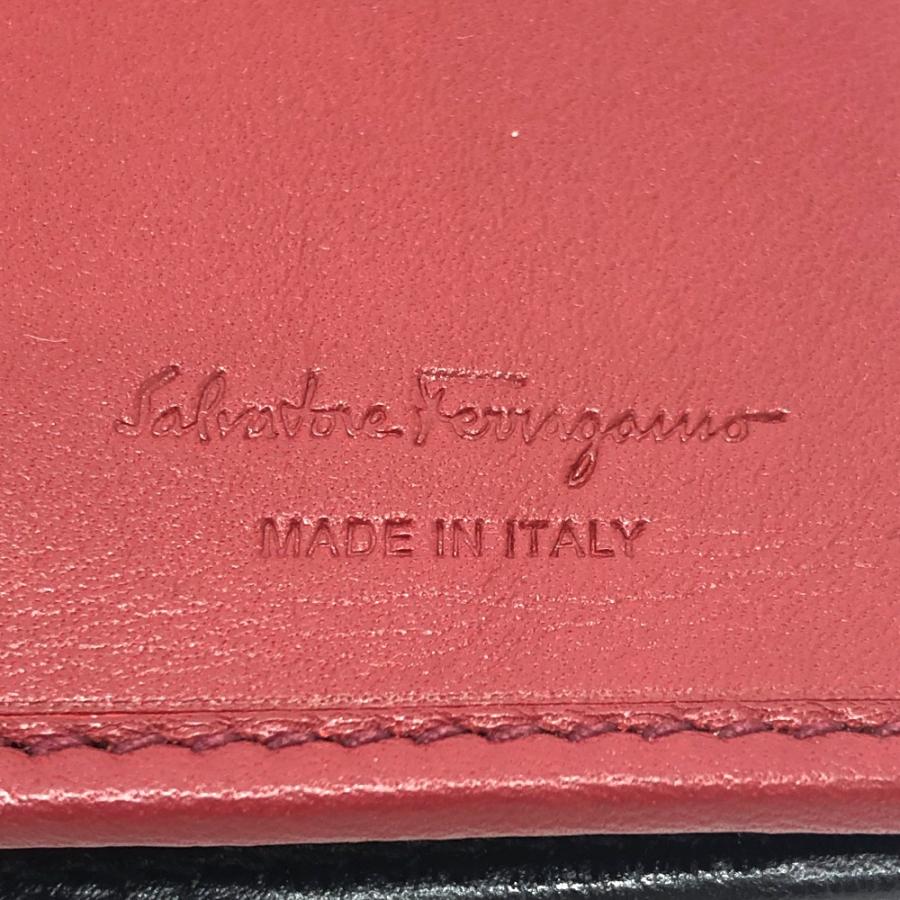 新品同様 Salvatore Ferragamo サルヴァトーレフェラガモ ガンチーニ 2つ折り財布 財布 長財布 ウォレット 長財布 ブラック メンズ【中古】 |  | 07